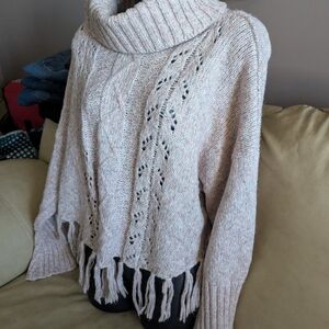 VENUS Women's Cream Sweater